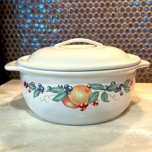 Vintage Corelle Coordinates Abundance Stoneware Casserole Dish with Lid